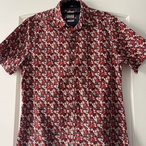 Zara Men's Red and White Floral Button Down Shirt